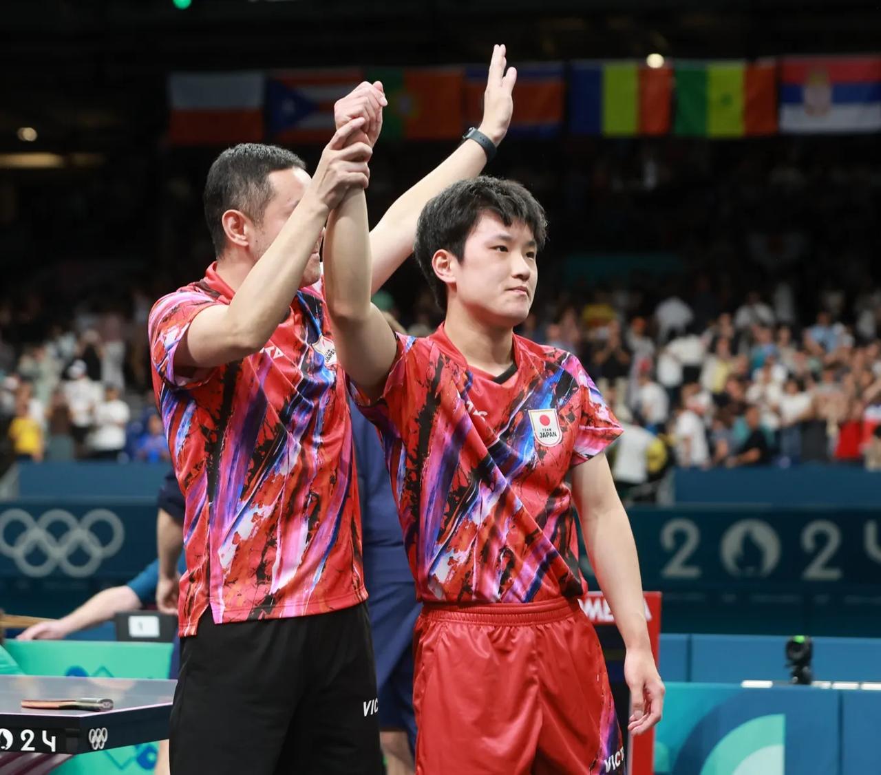 韩国乒乓球队横扫法国乒乓球队,波尔一己之力扛起全队 韩国乒乓球队横扫法国乒乓球队,波尔一己之力扛起全队