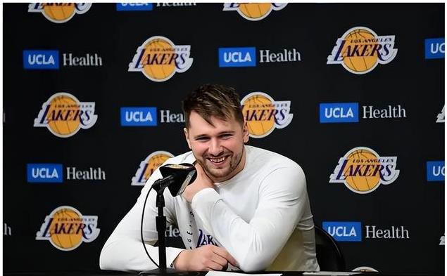 灰熊完胜骑士，东契奇状态火热