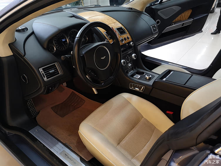 阿斯顿马丁翻盘索伯车队,塞恩斯惊艳四座 阿斯顿马丁翻盘索伯车队,塞恩斯惊艳四座