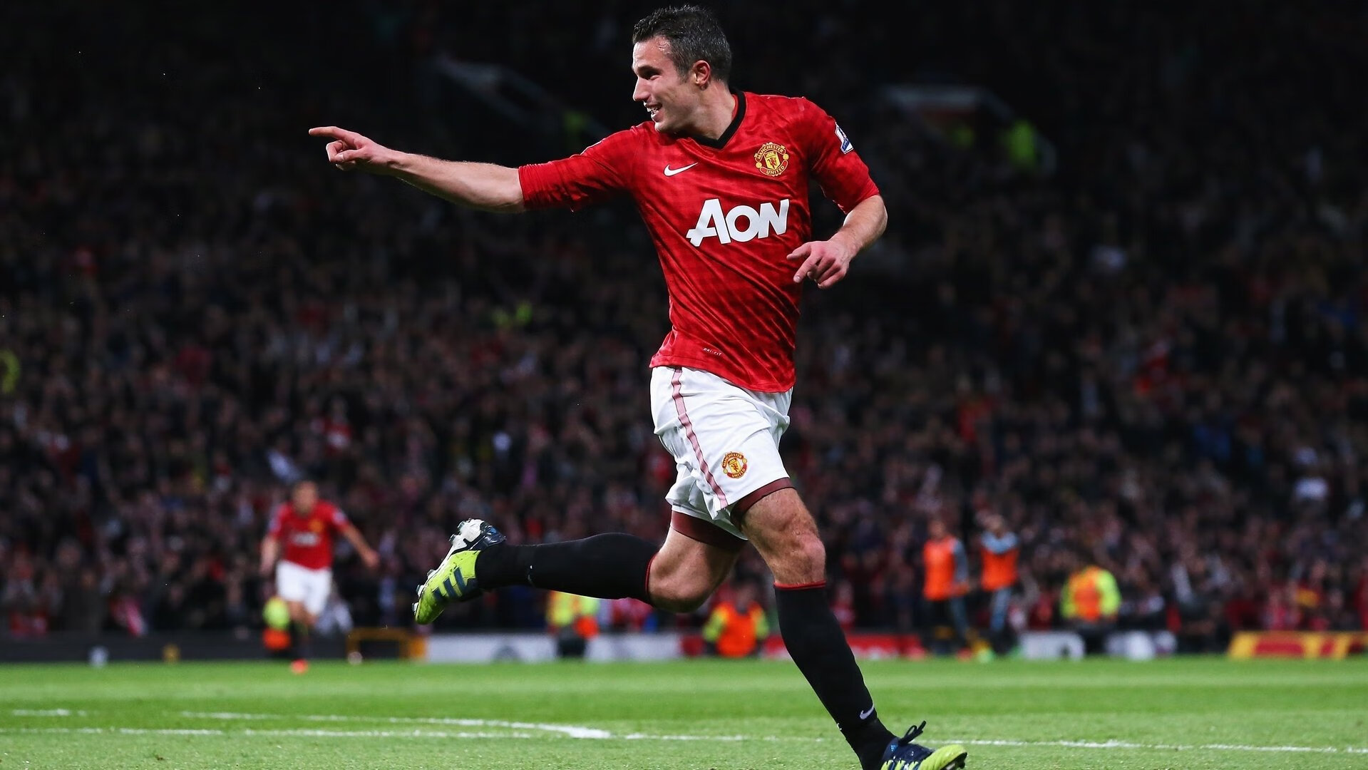 跨越大陆的传奇，从安哥拉突围到抢七封神，加维的双重战场