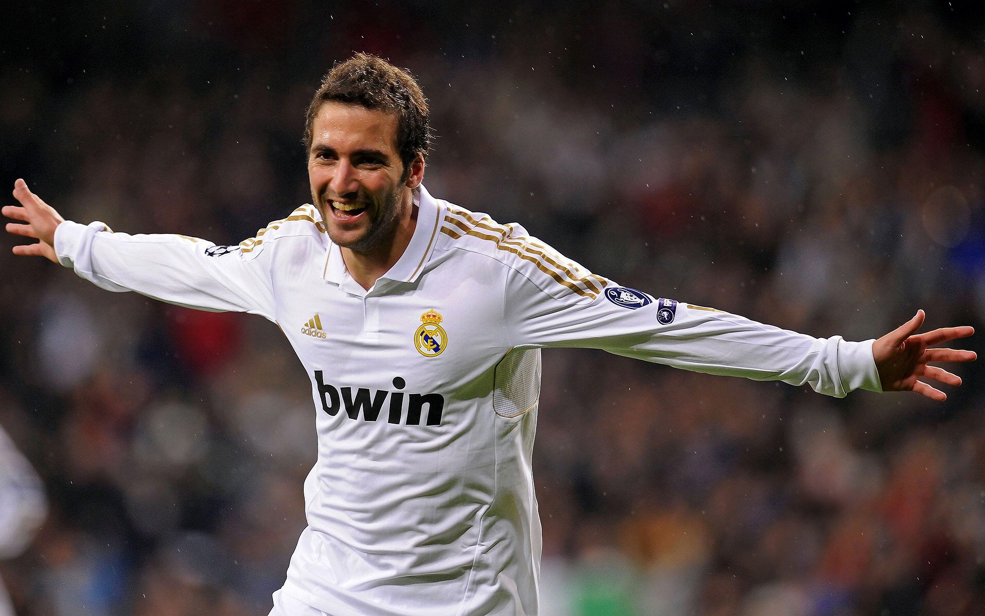 范弗利特单节狂飙导演逆转好戏，雄鹿第三节一波流击溃黄蜂