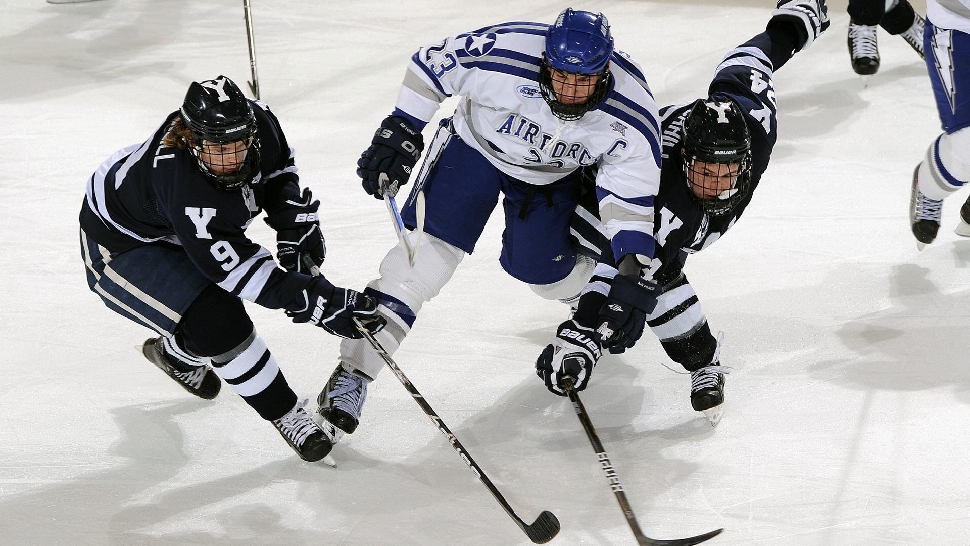 桑巴风暴席卷圣西罗，巴西双星末节定乾坤，李刚仁闪耀证明亚洲之光