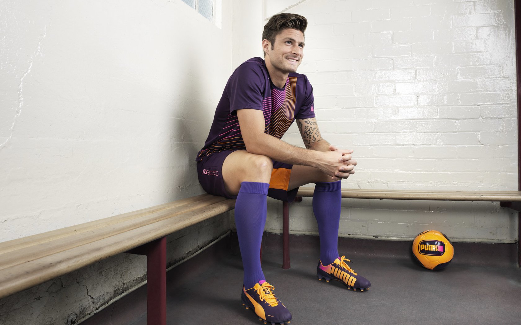 雷速直播-范戴克，抢七之夜的双面神祇