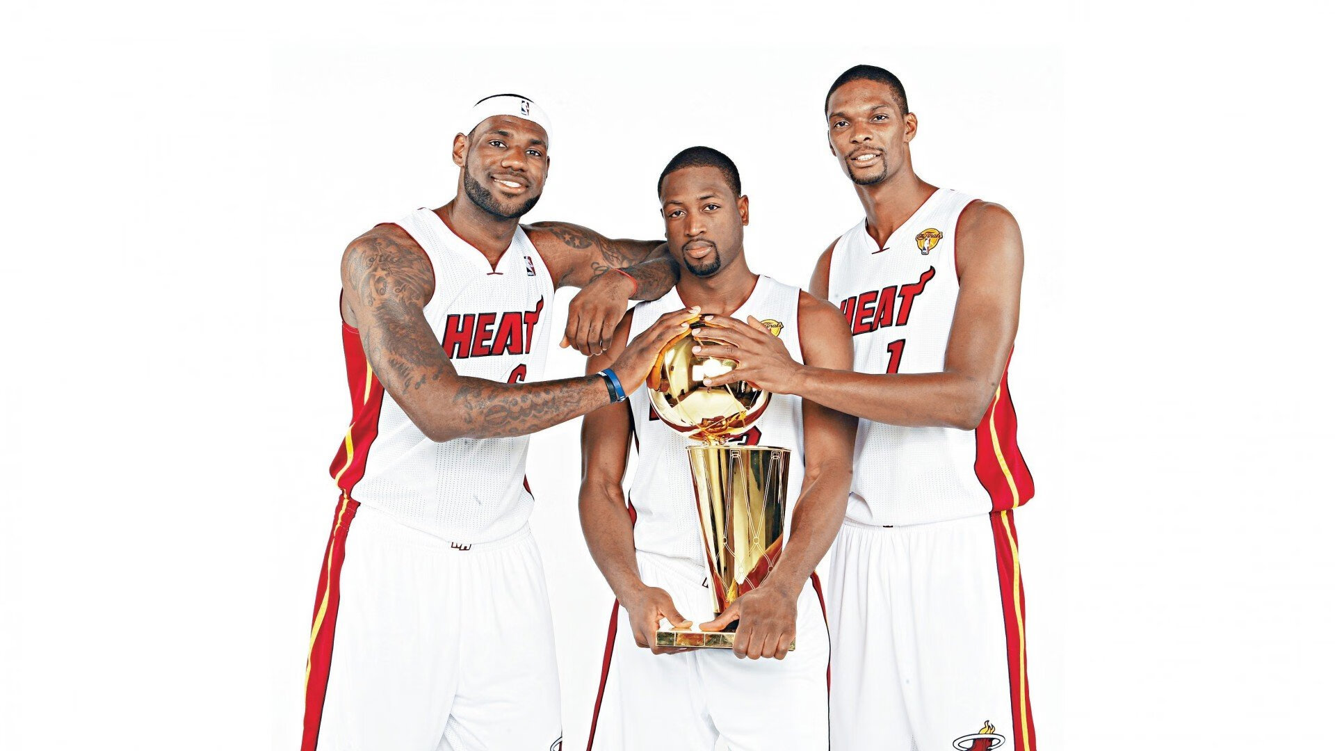 戴维斯杯的集体荣光，为何西西帕斯的高光表现比温网冠军更具唯一性？